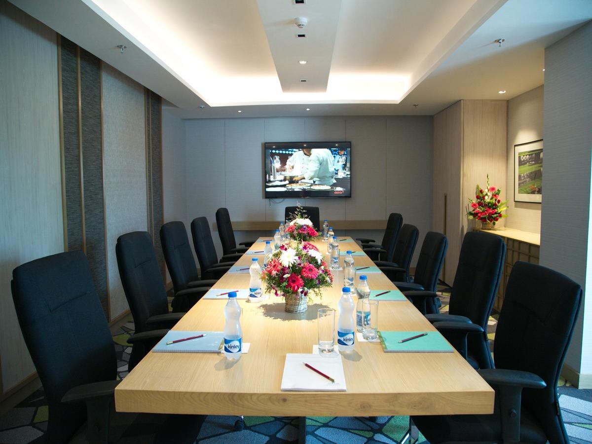 Welcomhotel By Itc Hotels, Racecourse, Coimbatore Eksteriør bilde A meeting room at a hotel